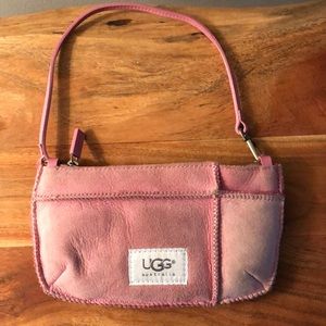 UGG AUSTRALIA PINK SHEARLING WRISTLET